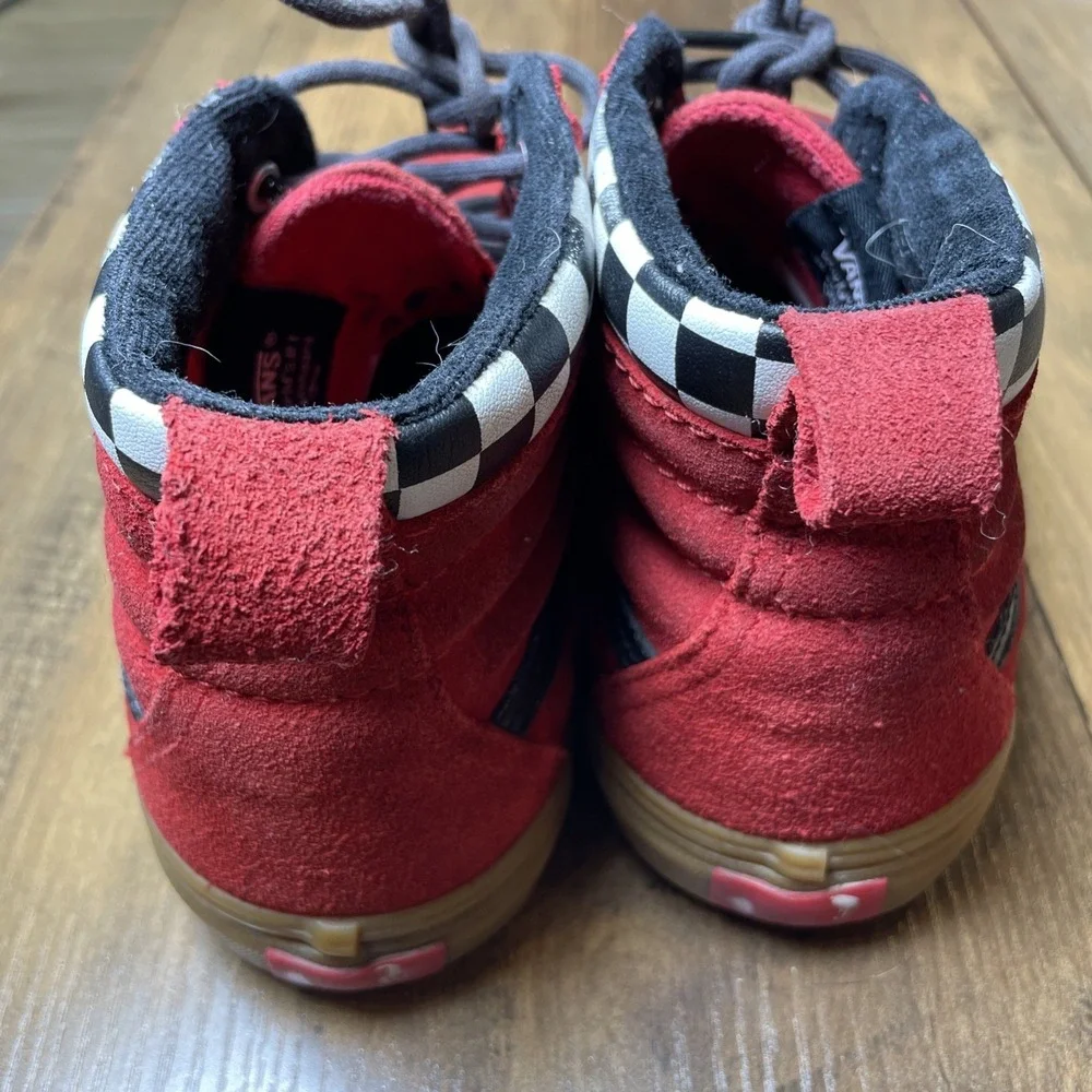 Vans Kids 6.5 Red Sk8-Hi Sneakers Skate Shoes Checkerboard Suede Gum Sole